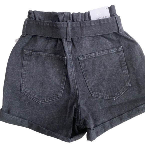▪️ FOREVER 21 WOMENS DENIM BLACK SHORTS ▪️ - Picture 2 of 4